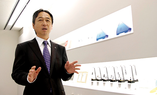 エレコム 代表取締役社長 葉田順治 - 週刊BCN+