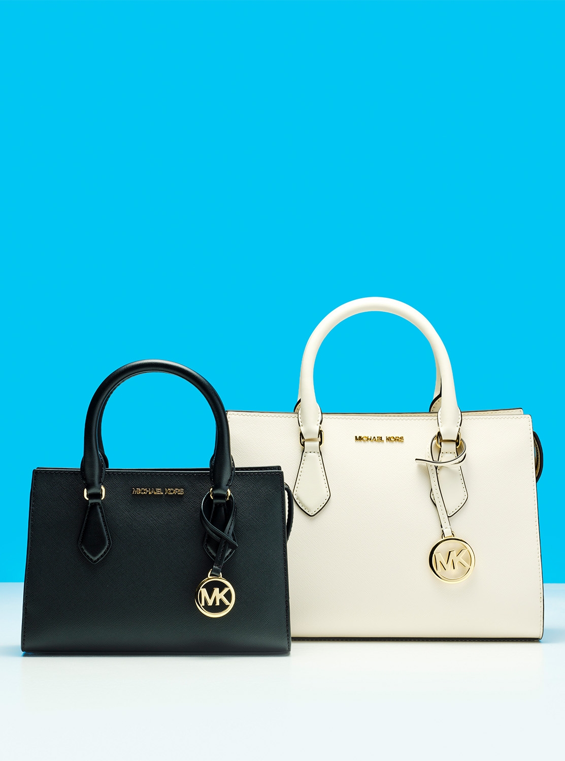 公式アウトレット】SHEILA センタージップ サッチェル ミディアム