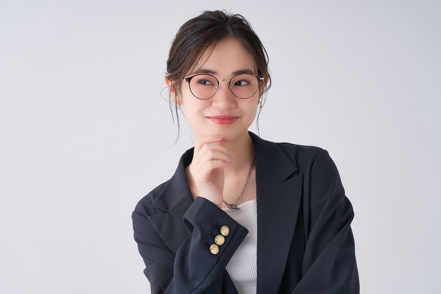 目元に華やかさをプラスするメタルフレーム/CLASSIC[中顔面短縮みえ