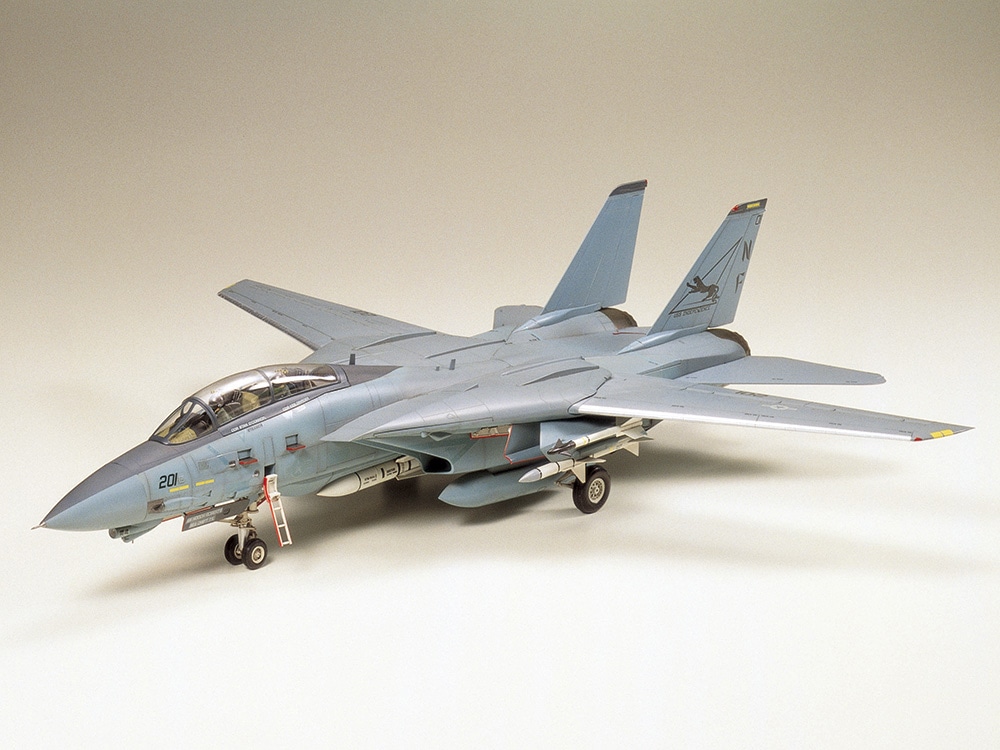 タミヤ 1/32 エアークラフトシリーズ グラマン F-14A トムキャット