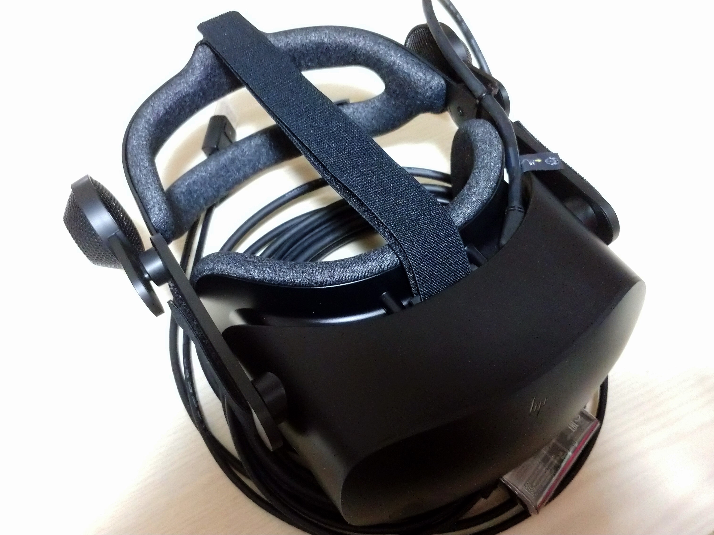 Dat_VR/記事ページ｜「巷で話題？の高解像度 HMD「HP Reverb G2