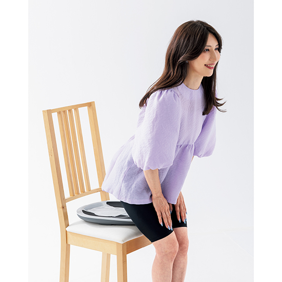 Easy-k]骨盤底筋EMSマシン (フリーサイズのスパッツ付き) | KOBUNSHA