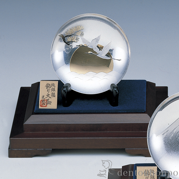 送料無料】 純銀 飾り大盃 日の出鶴 E 3.0号・63g / 光則（銀工芸