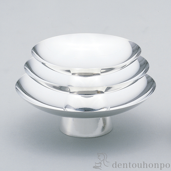 純銀盃皿のみ 甲台無し 銀杯 う*I様 純銀銀杯 純銀盃 純銀盃 127g 純銀