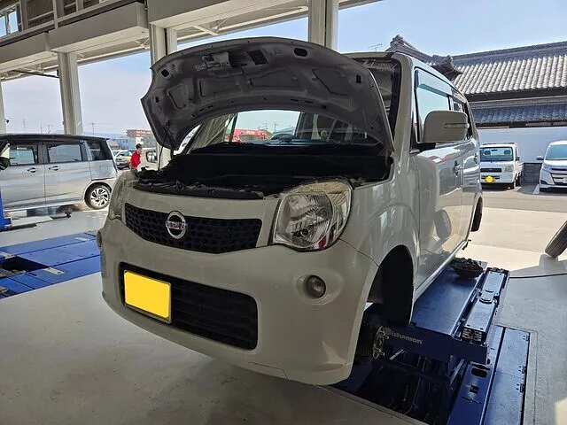 観音寺市 車検 日産 モコ タイヤ交換 車検見積り