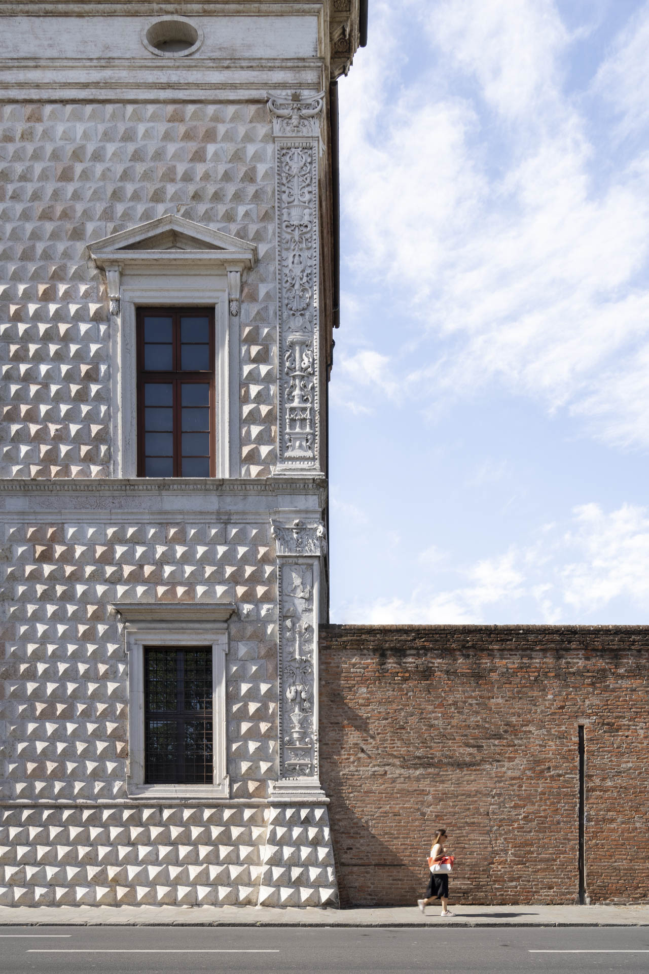 Palazzo dei Diamanti in Ferrara von Labics
