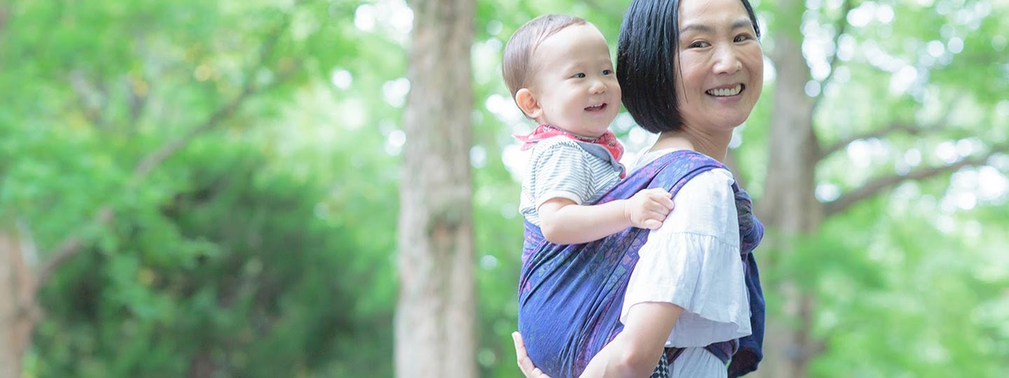 昔ながらのおんぶひもを超える快適さ！おすすめおんぶ紐5選 – ディディモス
