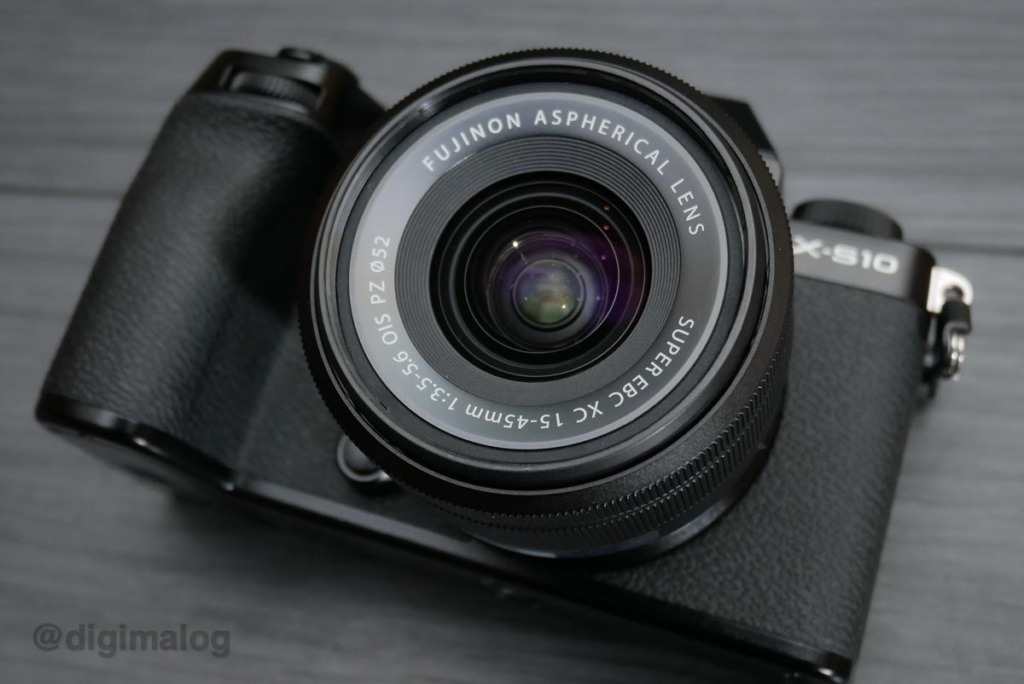 レビュー】富士フイルム X-S10はズームレンズキットがおすすめ｜動画も