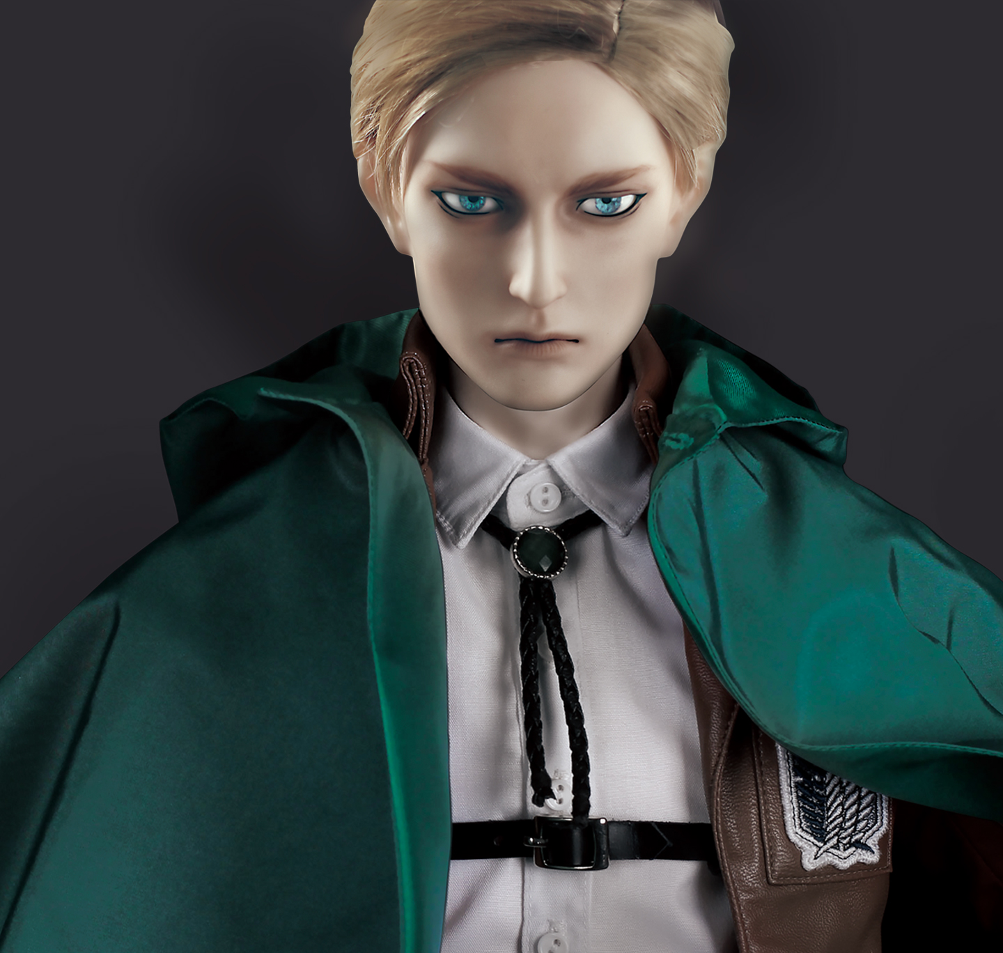 進撃の巨人」エルヴィン＆リヴァイ キャストドール