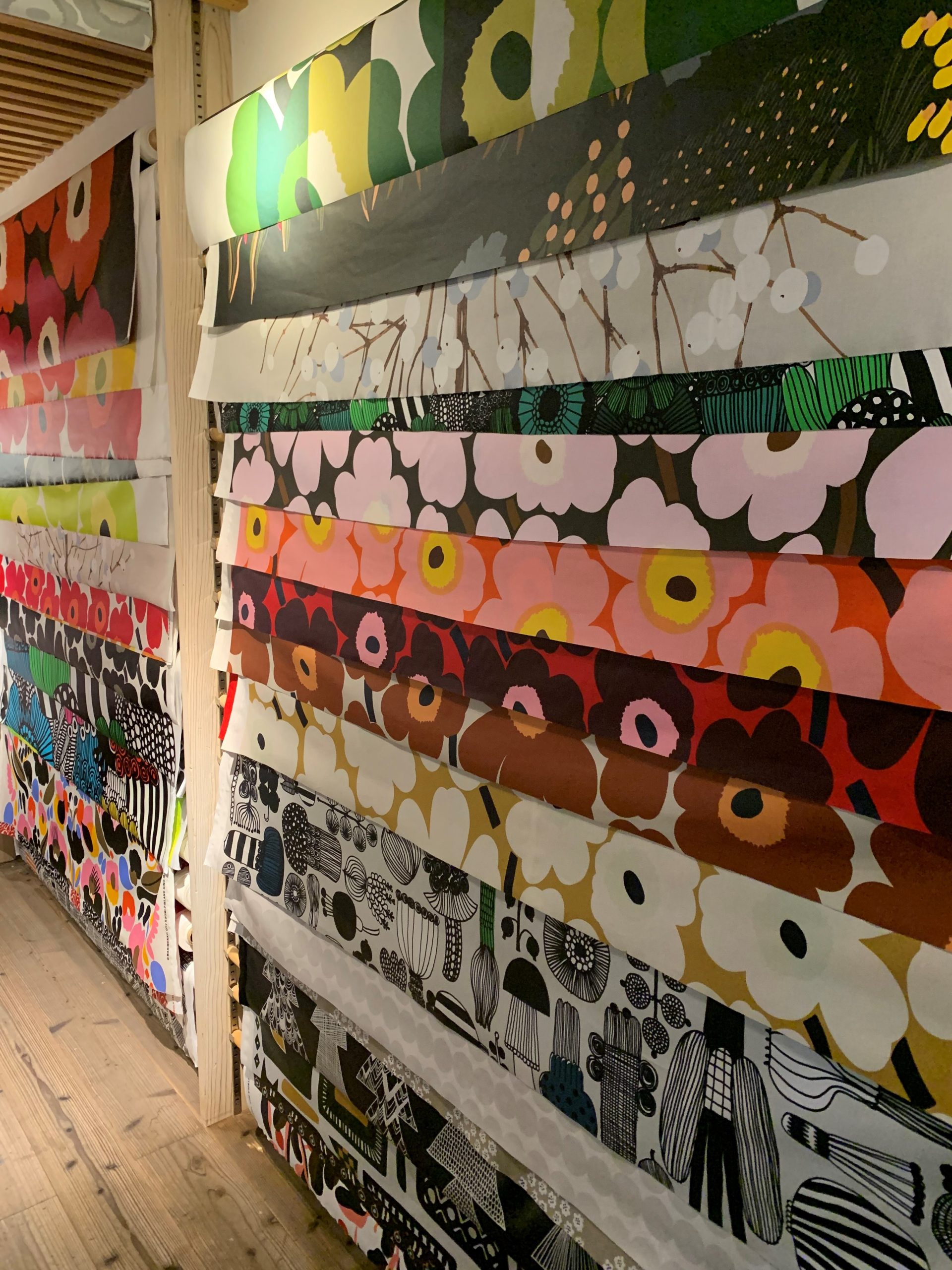 marimekko】撥水加工生地でテーブルクロスにしてみませんか？ - 北欧の