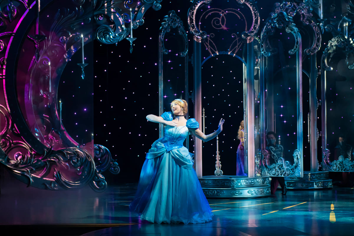 ディズニーキャラクターたちと一緒に素晴らしい音楽をめぐる旅！東京