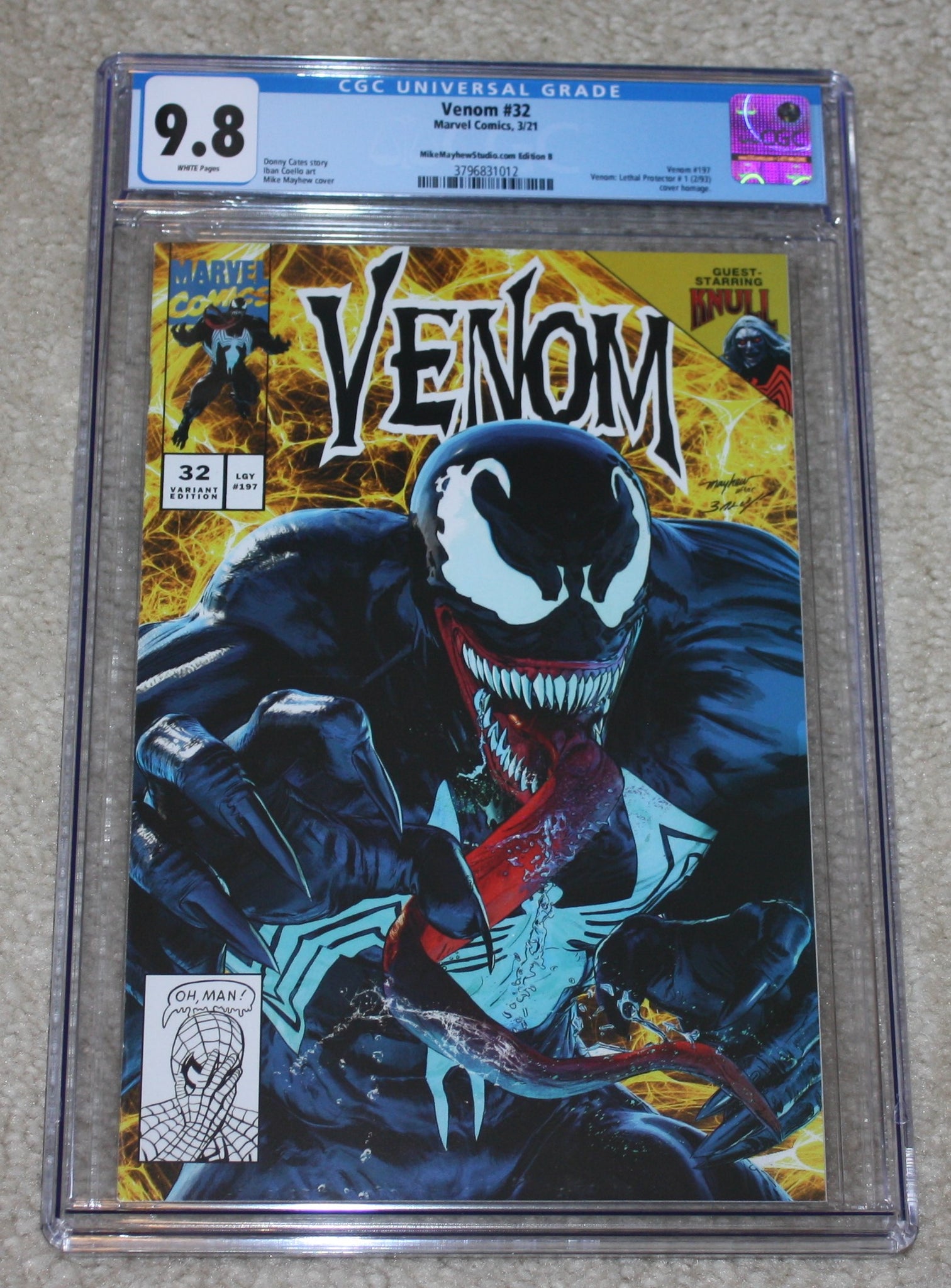 VENOM #32 CGC 9.8 MIKE MAYHEW LETHAL PROTECTOR #1 HOMAGE GOLD