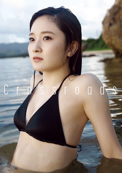 森戸知沙希 写真集 『 Crossroads 』 - 森戸知沙希 - 写真集 - DMMブックス