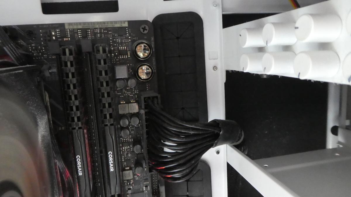 自作PC】電源スイッチの延長ケーブルを自作！ – A2-blog