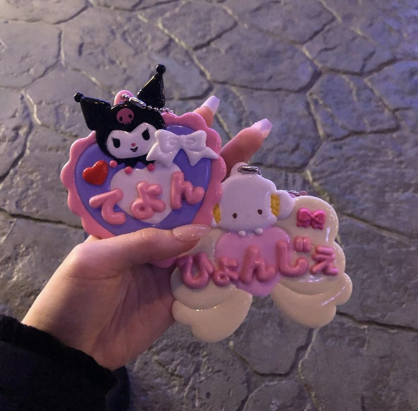 サンリオピューロランドで作れる！推しのネームプレート♡ | EMMARY