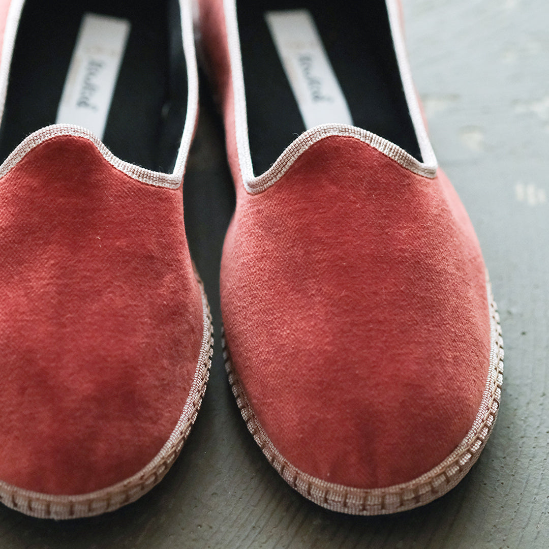 すっきりまとまるカンフーシューズ – Envelope - エンベロープ