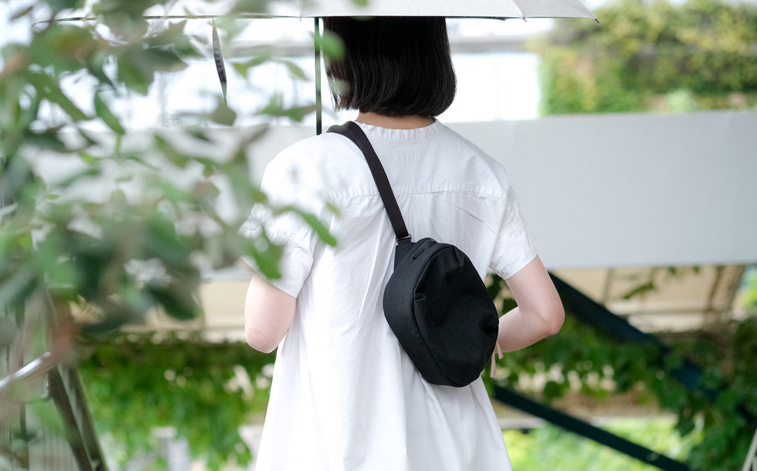 身軽でいたいときにぴったりのボディバッグ – Envelope - エンベロープ