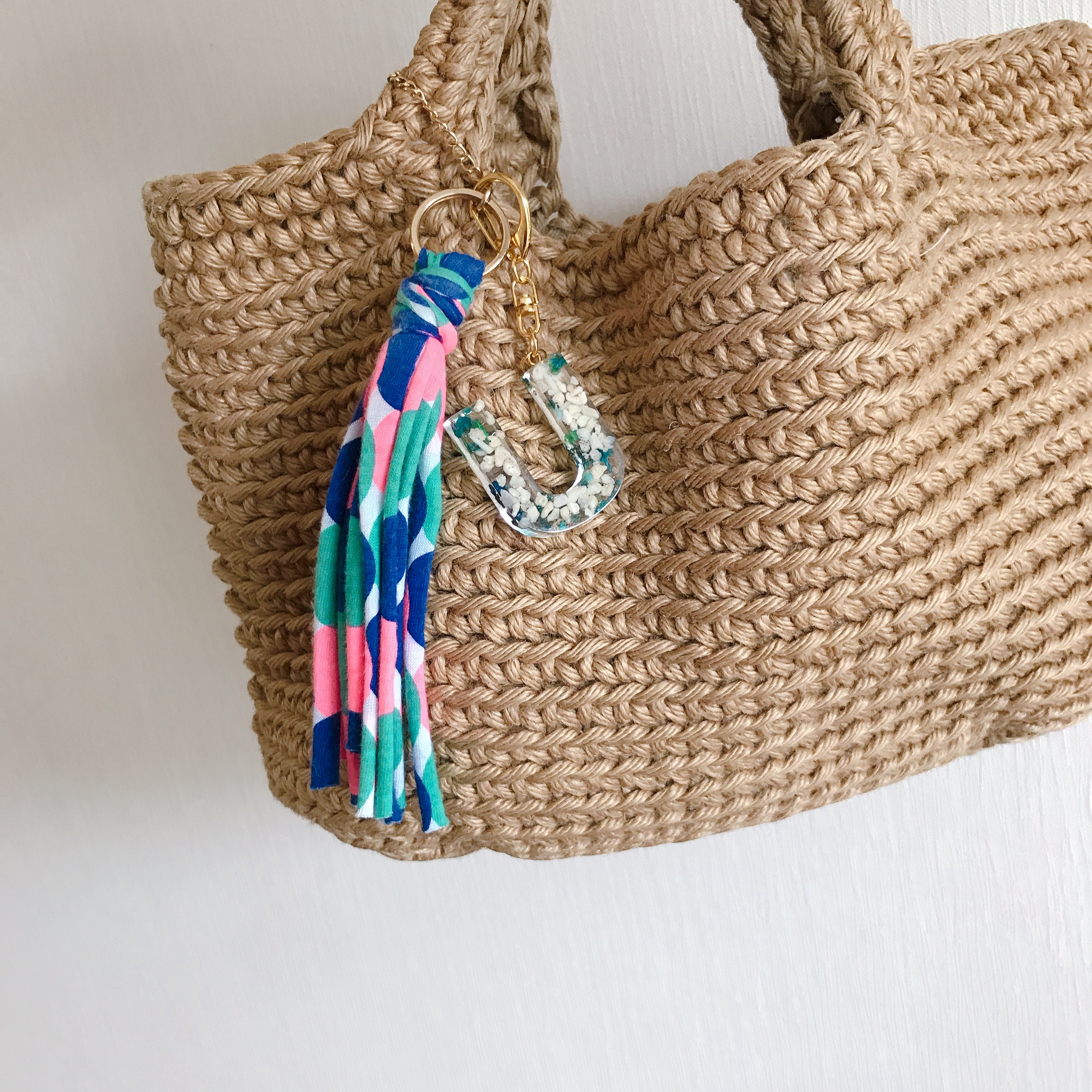 藤籠バッグ】ハンドメイド バックスキン 革 麻生地 チャーム籐かご