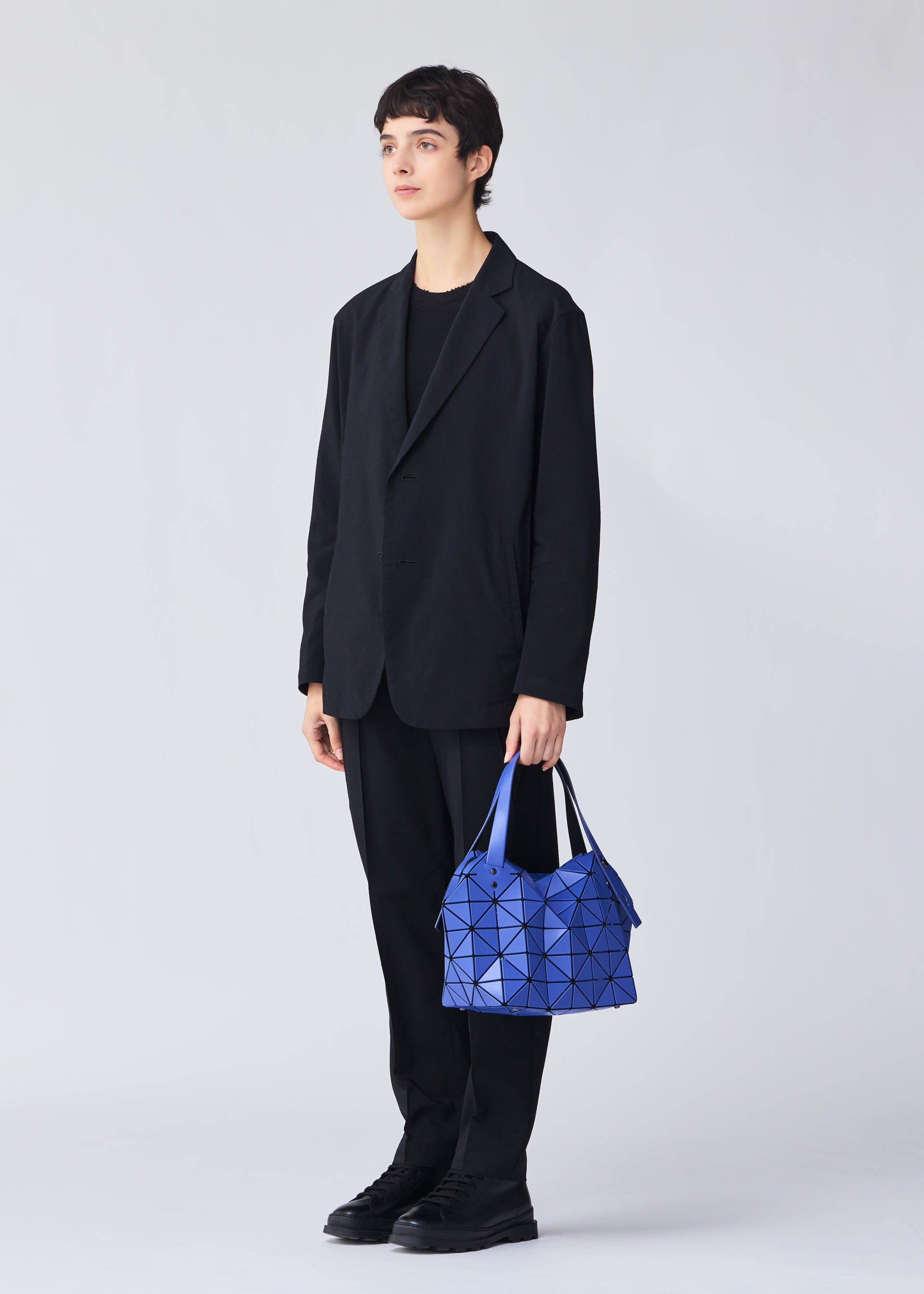 BOSTON Handbag Matte Black – ISSEY MIYAKE EU