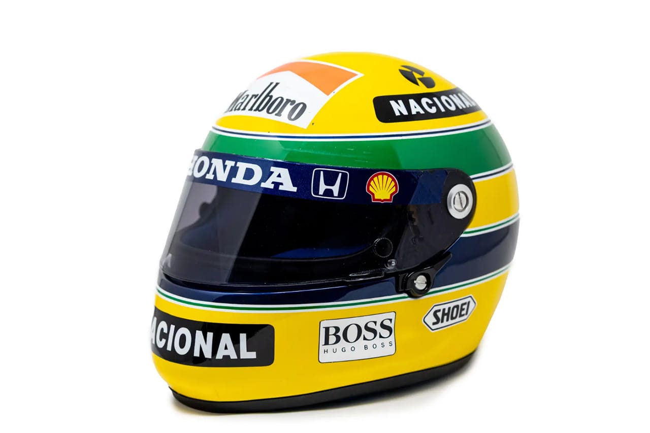 アイルトン・セナの“英雄的行動”ヘルメットがF1史上最高額で落札 【 F1