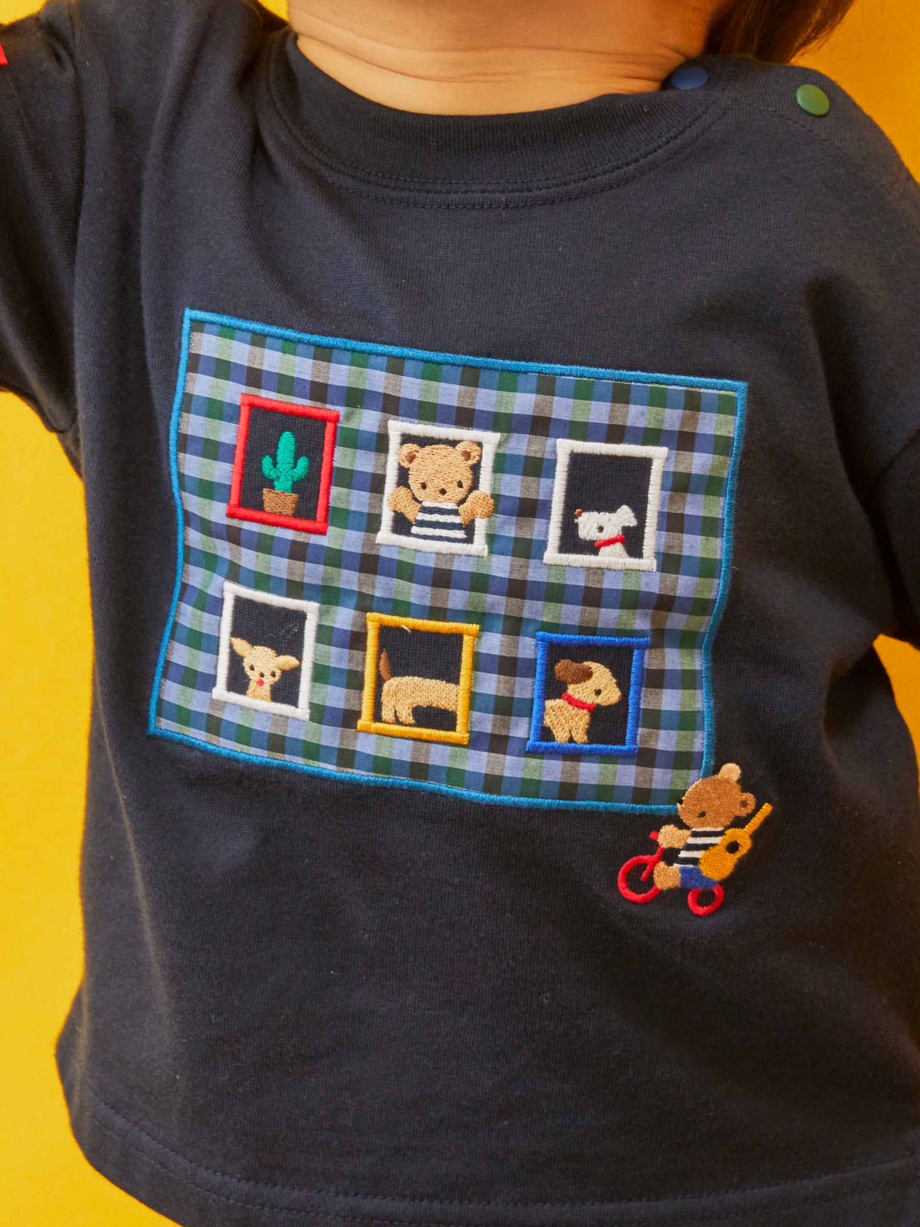 Tシャツ｜ファミリア公式オンラインショップ | ファミリア公式サイト