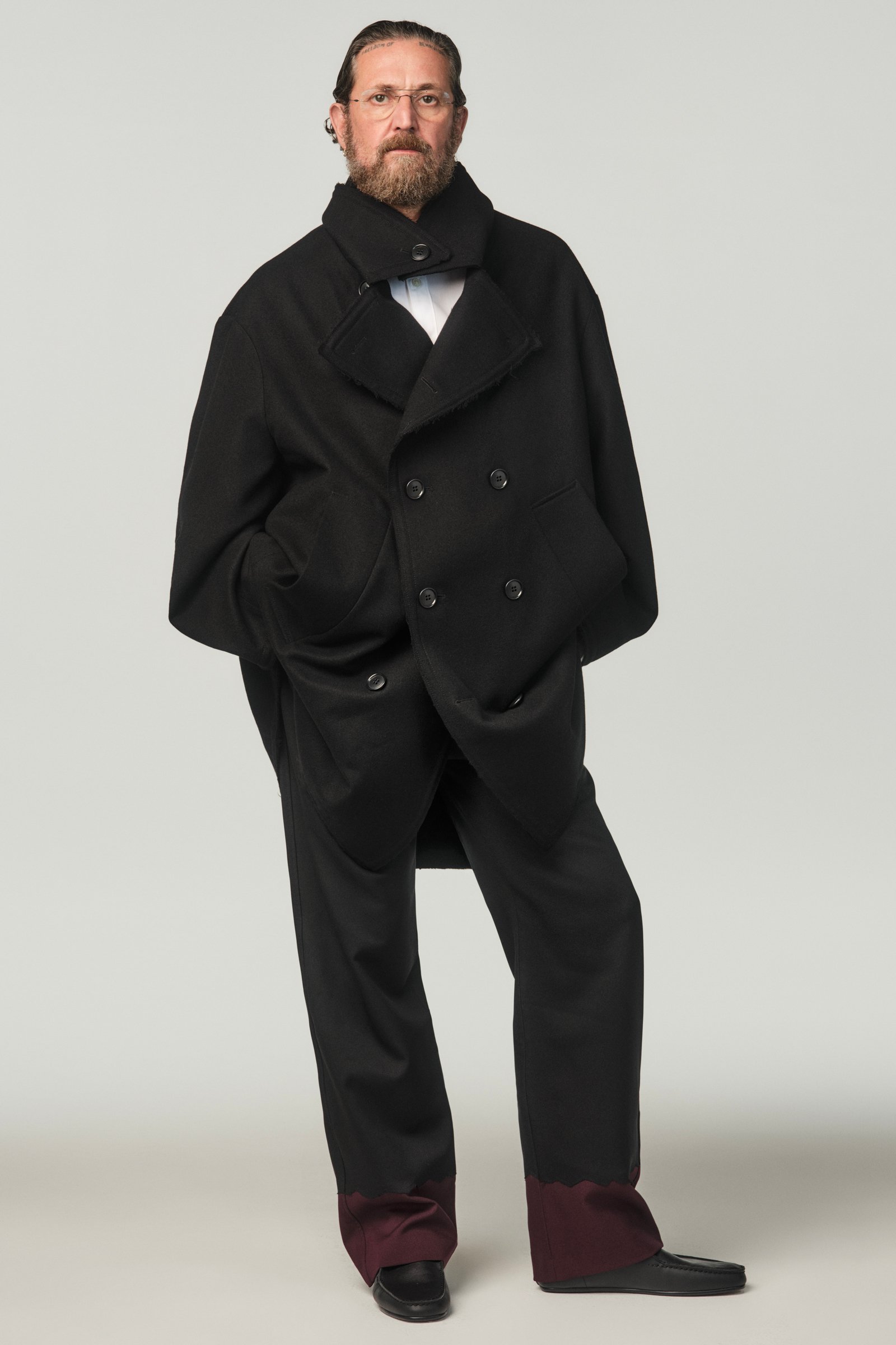 ZARA」がデザイナー ステファノ・ピラーティと初コラボ コートやドレス