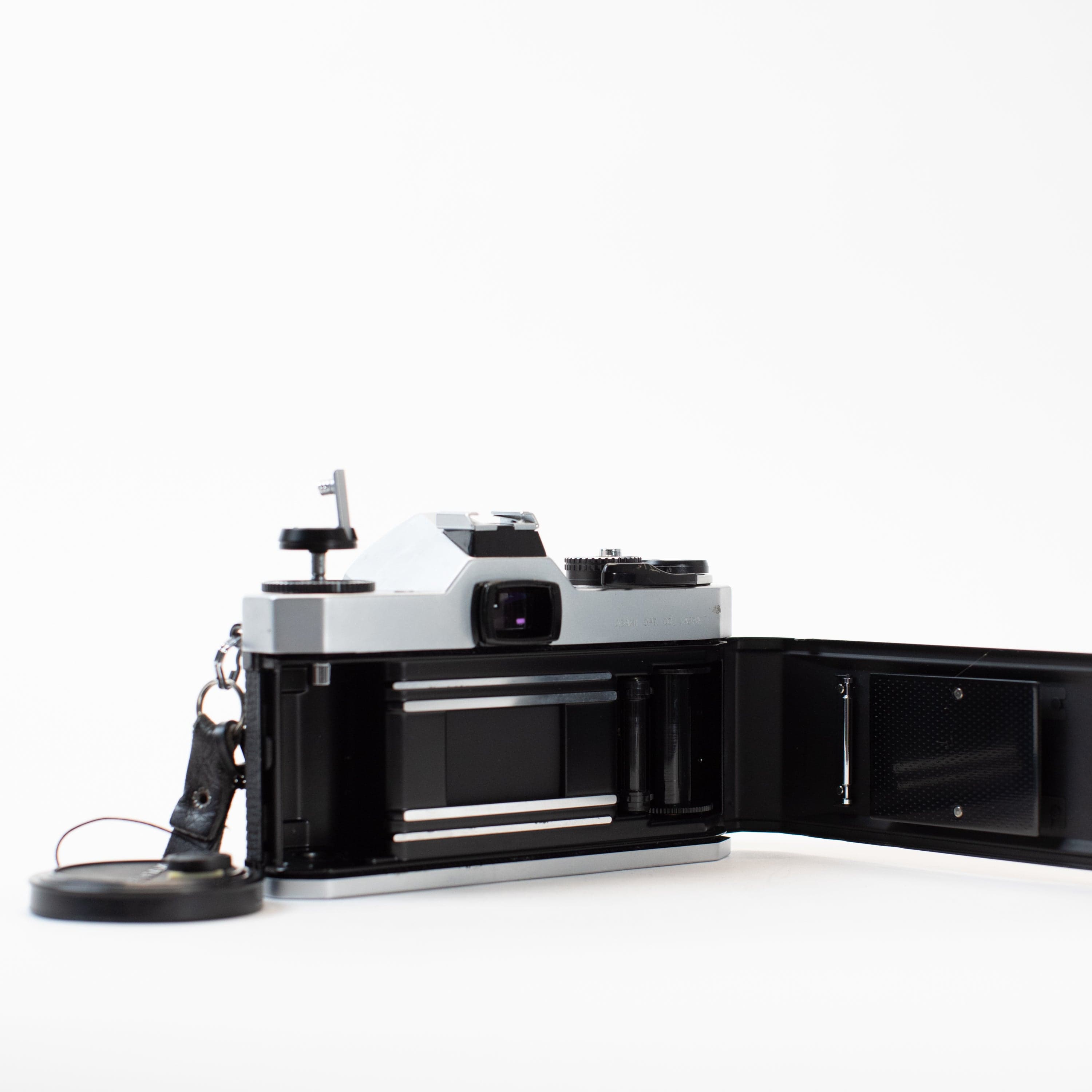 Pentax KM with SMC Pentax-M 50mm f/2 lens - FRESH CLA – Film