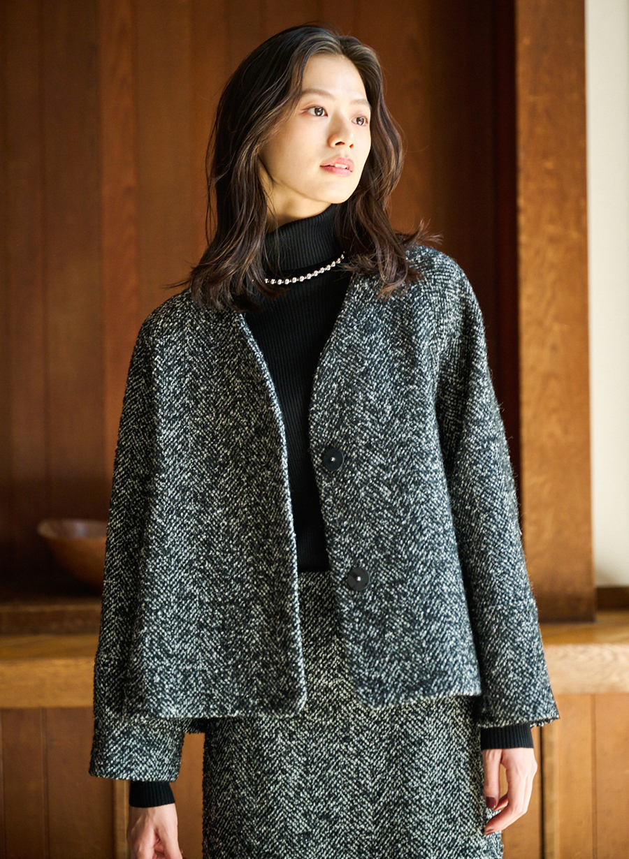 EC限定】ビッグカラーヘリンボンショートコート｜LOUNIE（ルーニィ