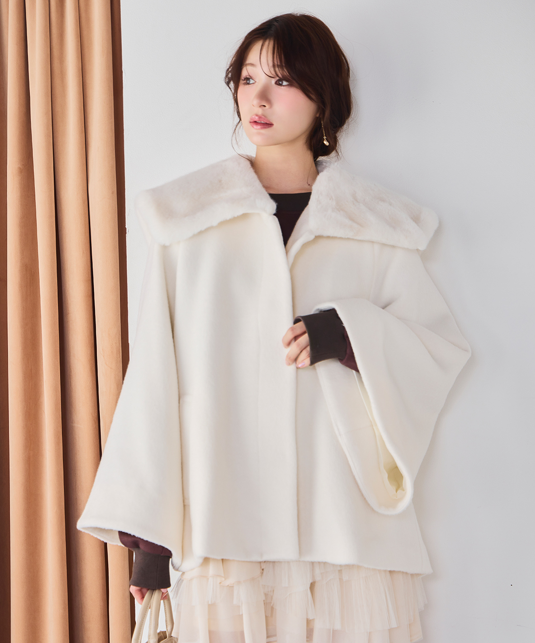 フェイクファービッグカラーケープコート｜PETAL ONLINE（ペタル