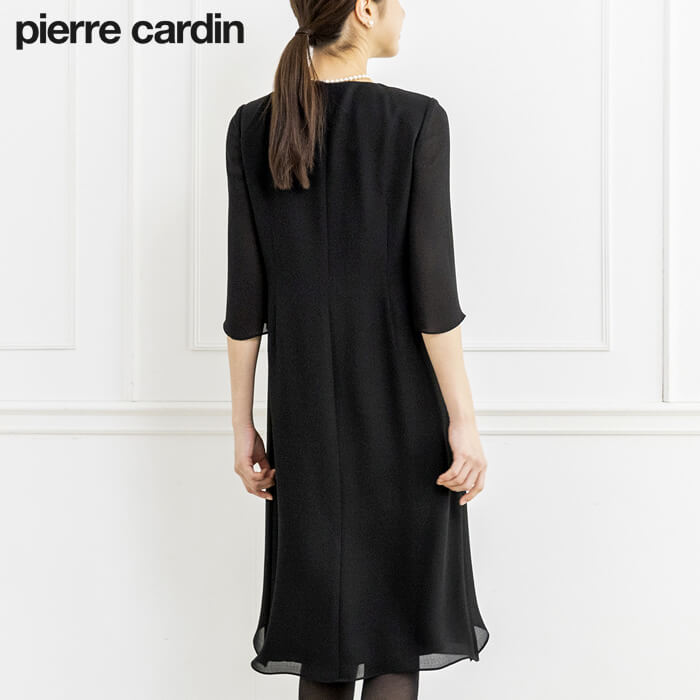 花びらフォルムのフォーマルワンピース 9号・ブラック｜東京ソワール