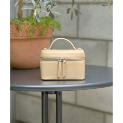 Whim Gazette(ウィム ガゼット)の【Hoaw.】バニティショルダー通販