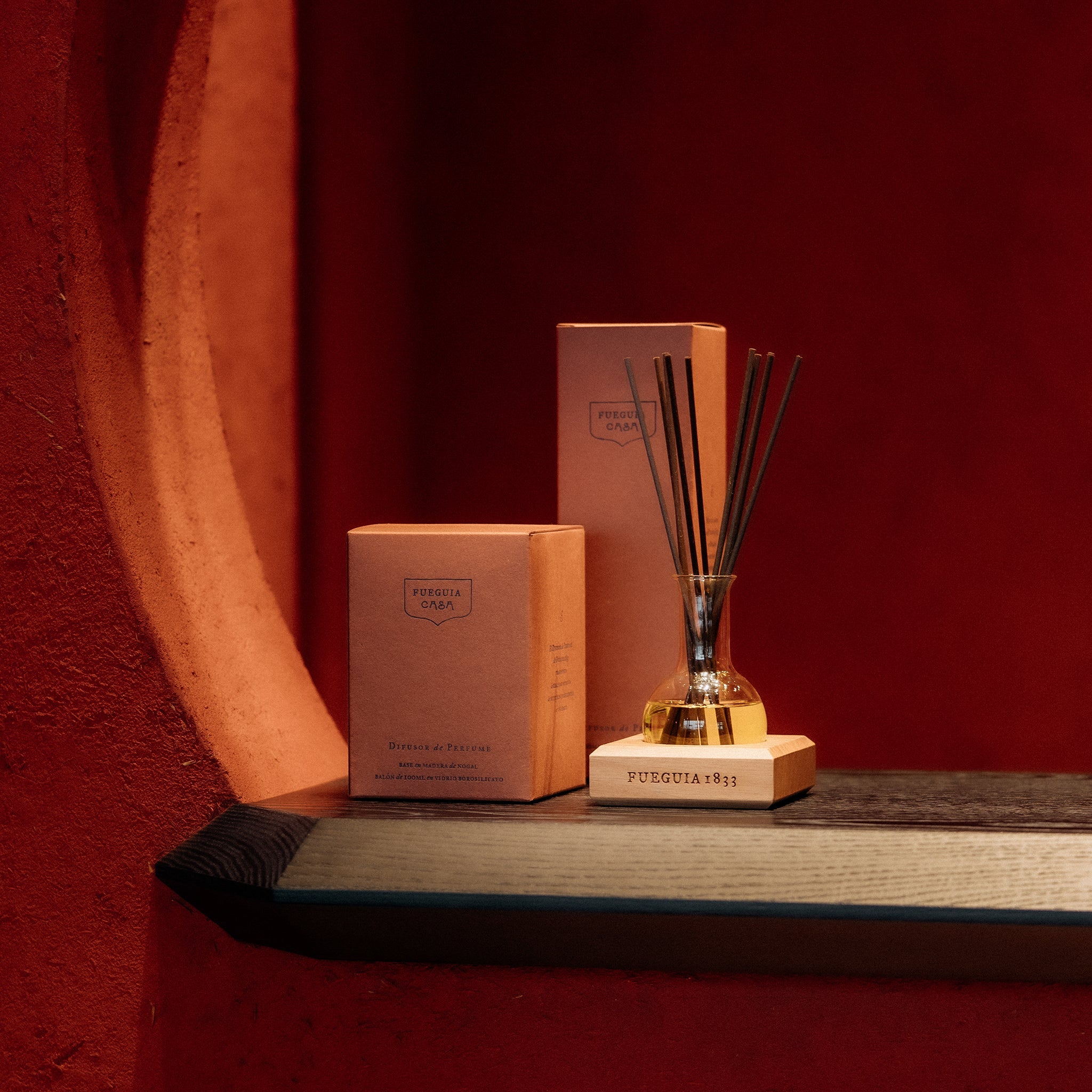 FUEGUIA 1833 | Muskara Iris｜ムスカラ イリス – FUEGUIA 1833 Japan