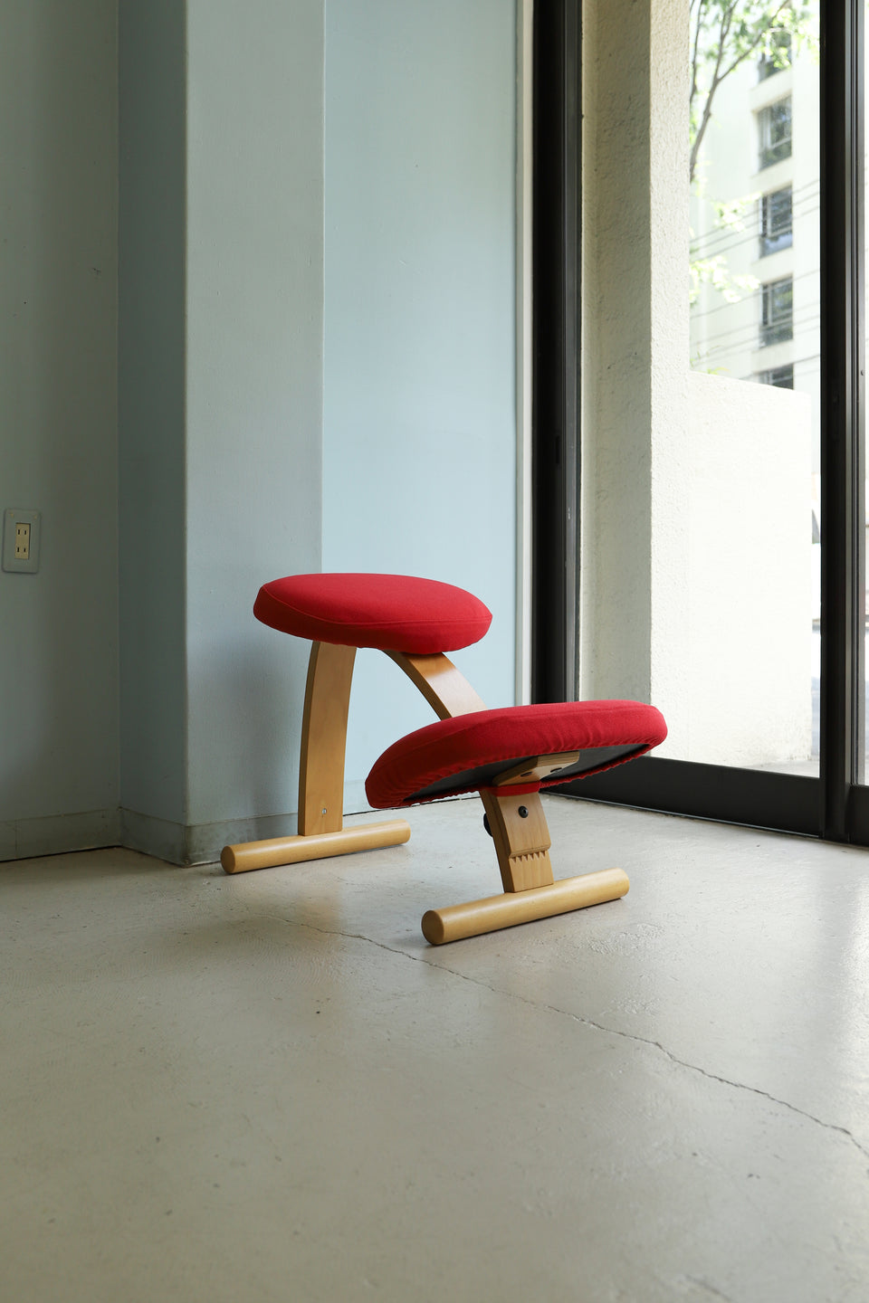 バランスラボ RYBO リボ社 バランスイージー バランスチェア レッド