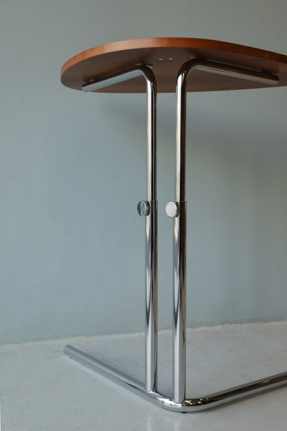 テクタ サイドテーブル チェリー アクタス/TECTA Side Table K22