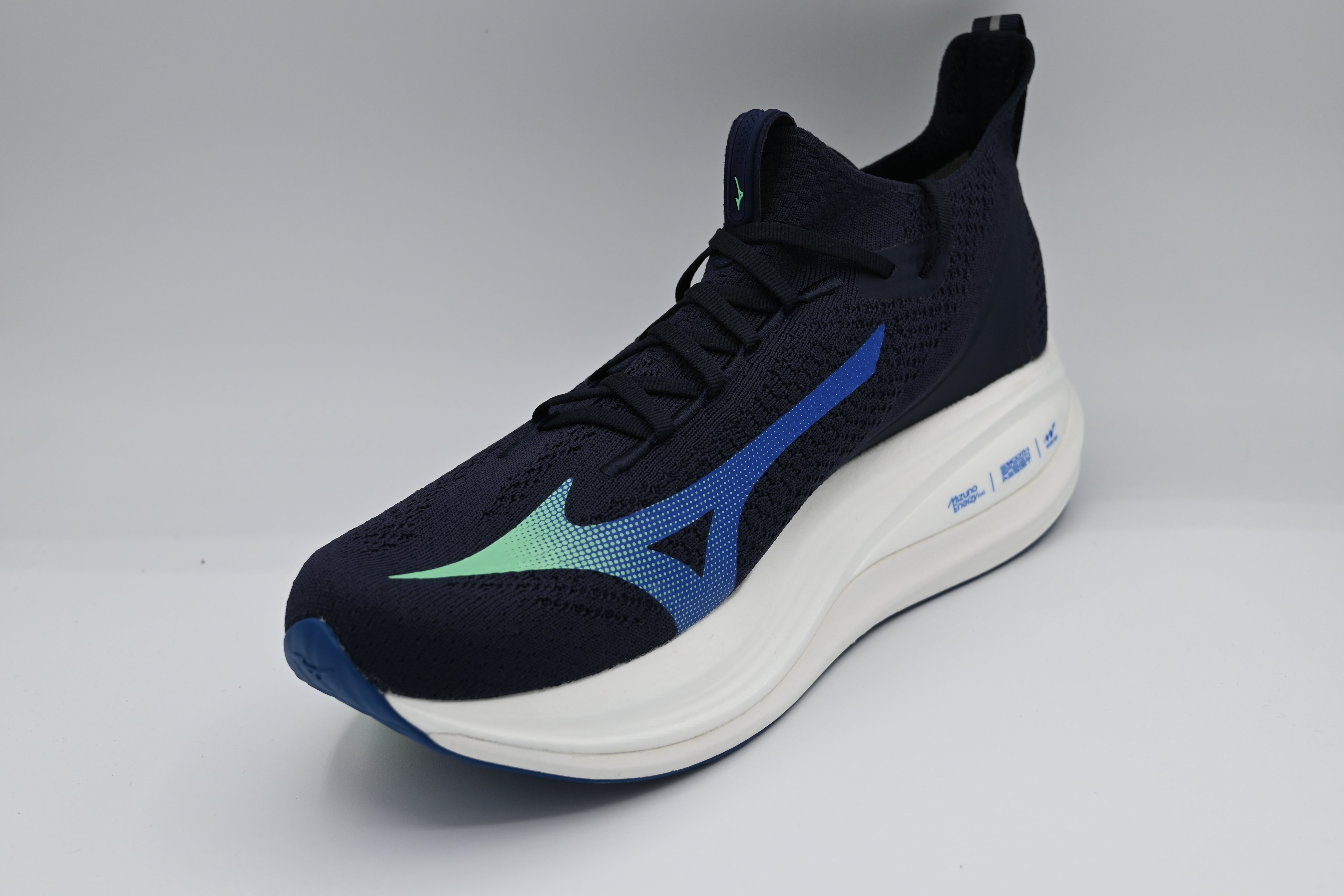 Mizuno Neo Vista 2 Mens – Fast Trax Run & Ski Shop