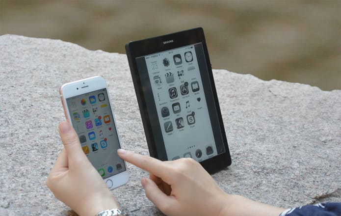 実用性高い。 DASUNG「Not-eReader」はモニターにもなるE-ink Android