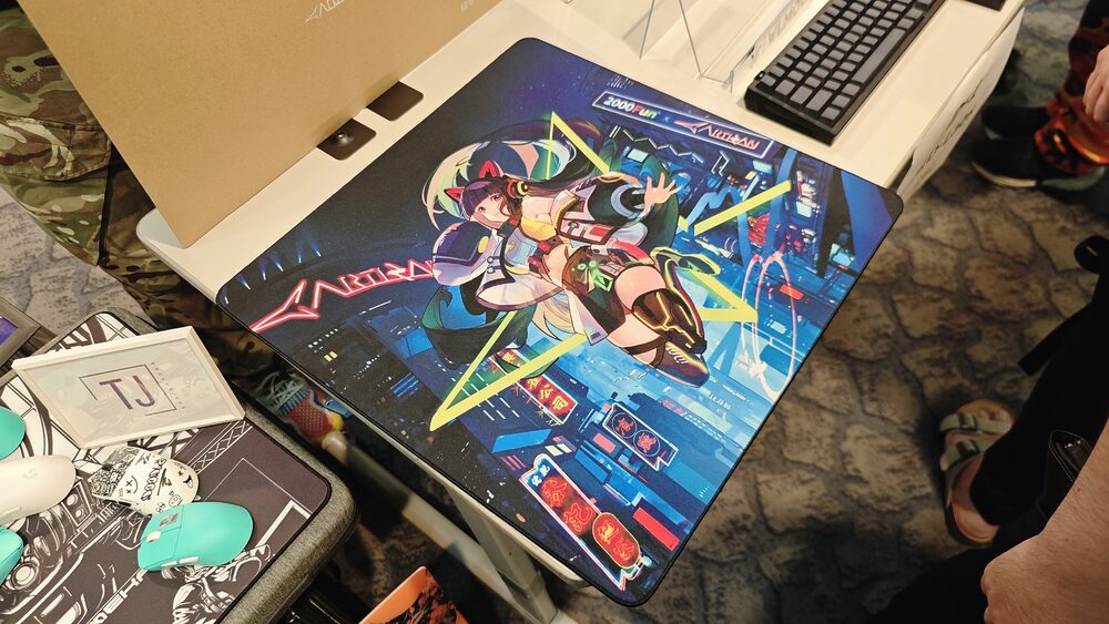 2000FunとArtisan、コラボレーションマウスパッド「NINJA FX ゼロ SOFT