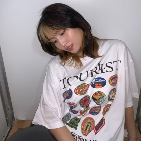 TWICE THIS IS FOR ツアーTシャツ モモL サイズ T-SHIRT〈BLACK〉【L