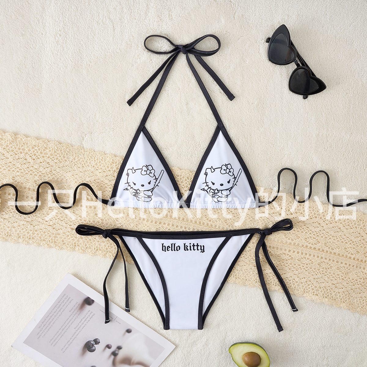 Qoo10] ハローキティレディース水着 新品白黒柄可 : レディース服