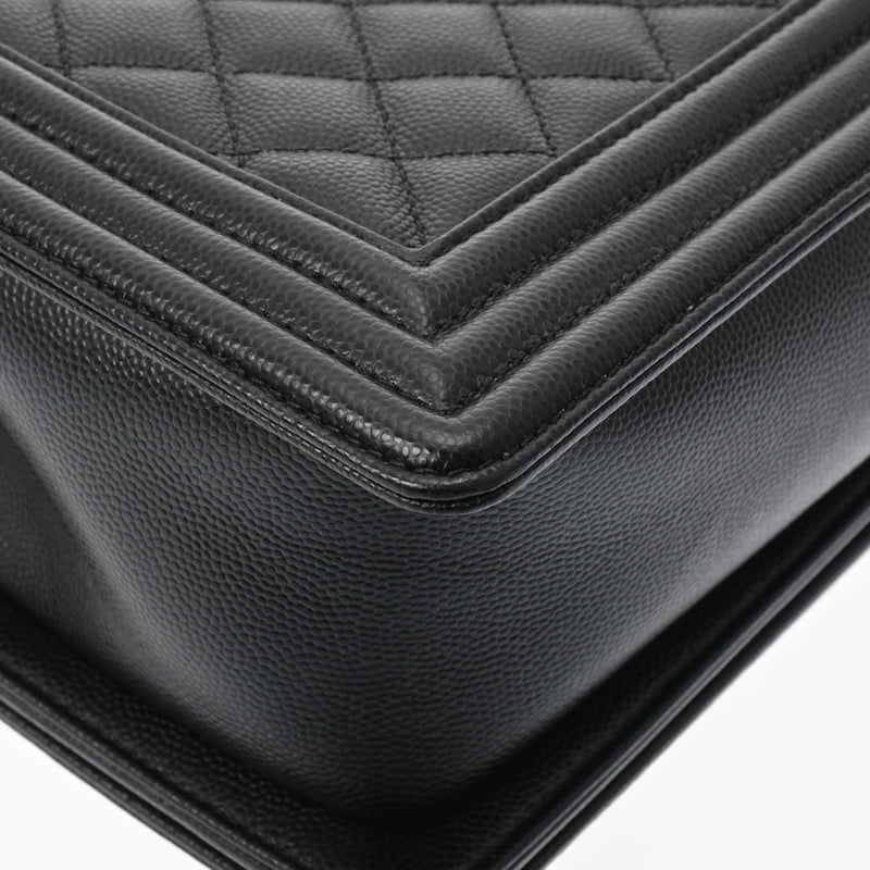 シャネルボーイシャネル ラージ チェーンショルダー 黒 シルバー金具