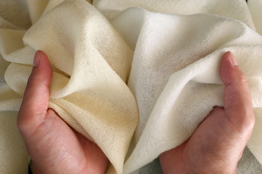 反物販売】洗いをかけた ウールガーゼ 2/48番手 【毛 生地 無地