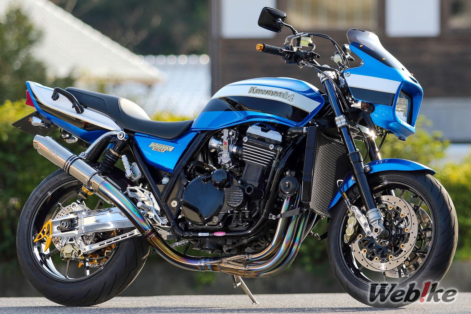 Reinforced Suspension and Increased Rigidity of the Frame: ZRX1100