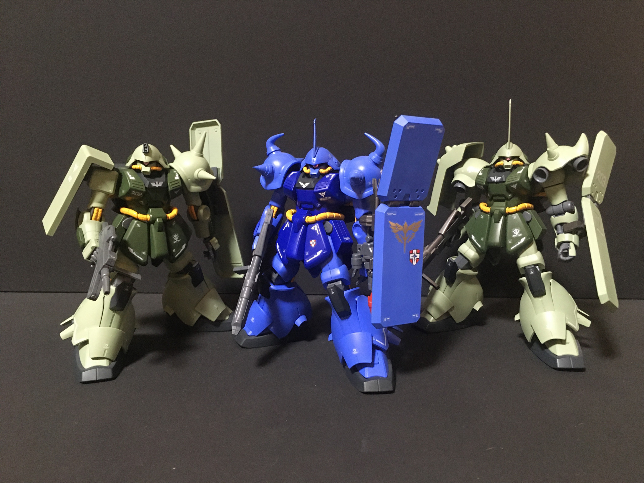 HGマラサイ後期指揮官機 ネオジオン軍｜ロメオ8さんのガンプラ作品