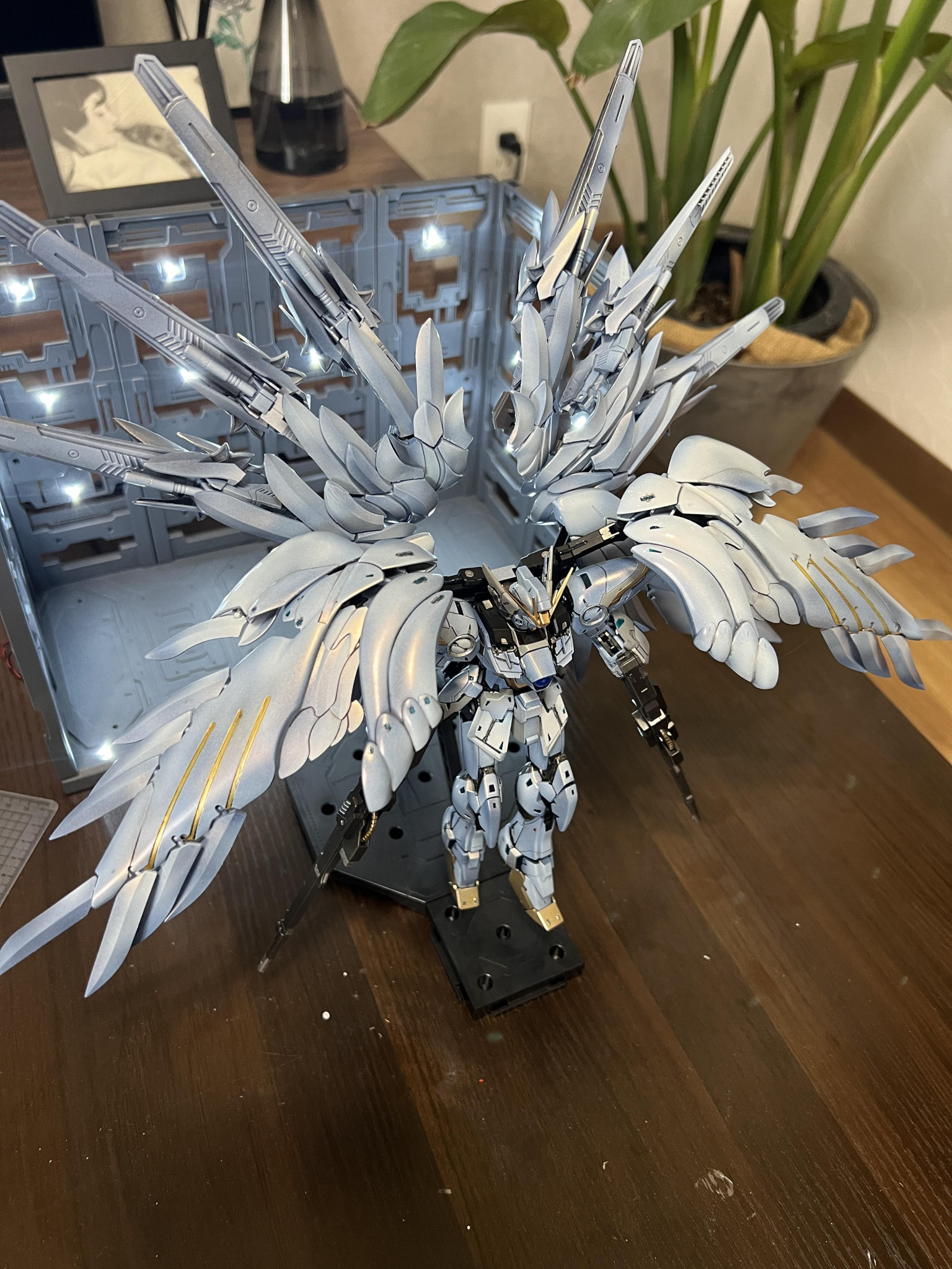 ウイングガンダムゼロカスタムEW ver.ka 〜スノーホワイトカラー