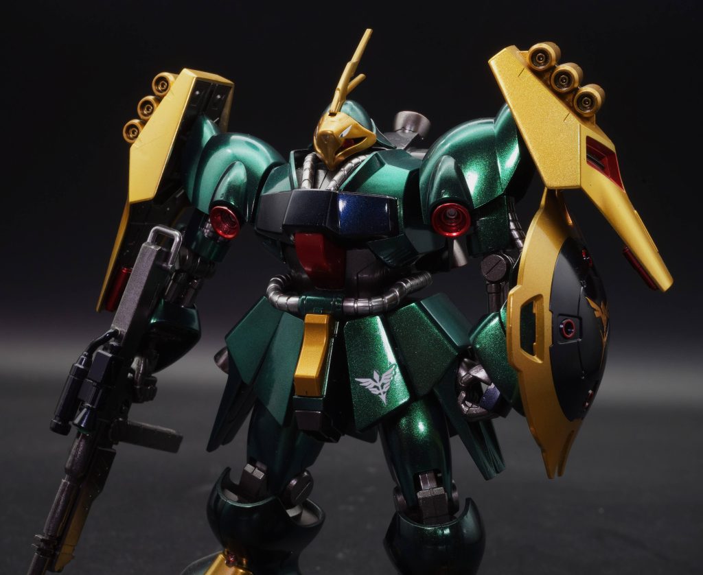 HGUC ヤクト・ドーガ(ギュネイ・ガス専用機) メタリック塗装｜あるむ