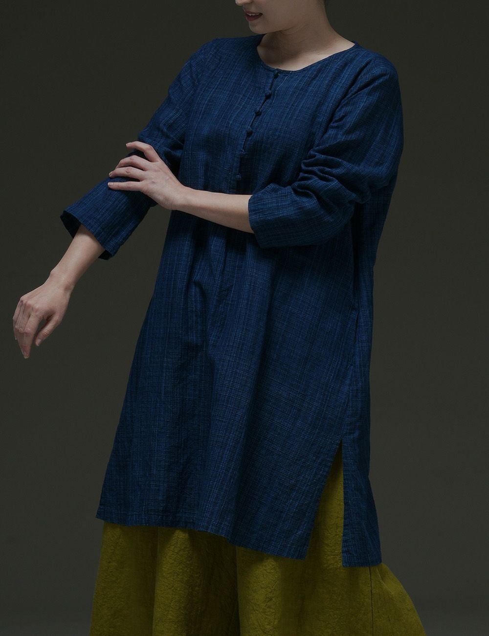 インディゴ変わり織ジャガードチュニック鵯花（ひよどりばな） | 石見