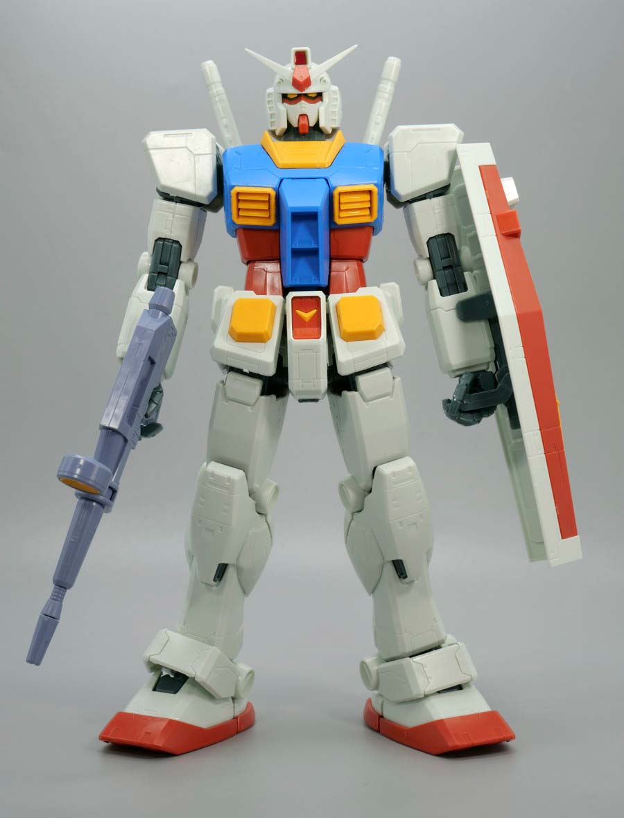 ガンプラ】MG 1/100 RX-78-2 ガンダム Ver.ONE YEAR WAR 0079
