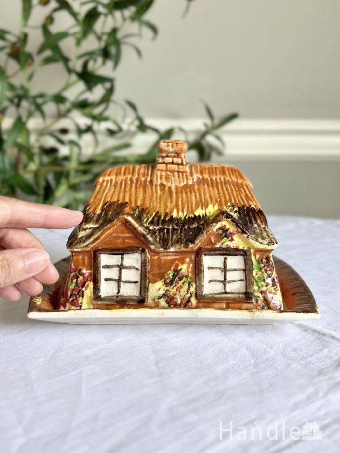 お家の形をしたアンティークのバターディッシュ、Price＆Brosコテージ