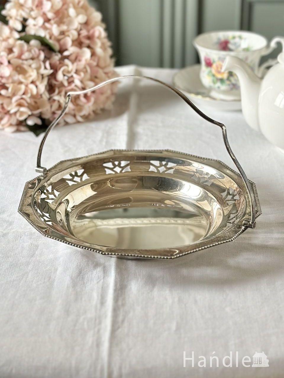 フランスから届いたおしゃれなパニエ、両手で持てる大きなサイズの