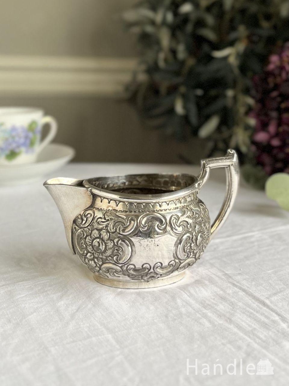 英国のアンティークミルクピッチャー、シルバープレートの優雅なミルク